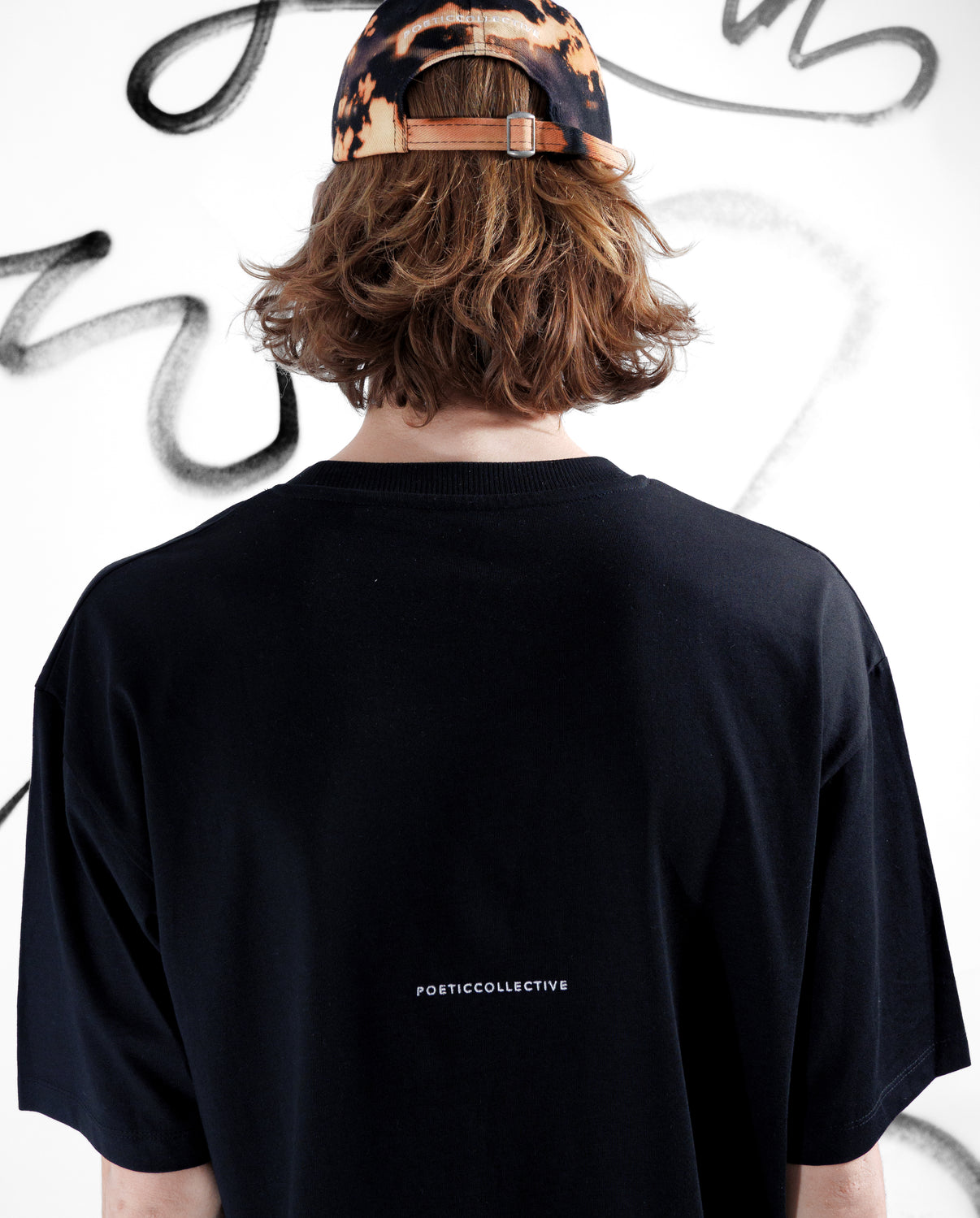 Poetic Crayon Chain Tee Black