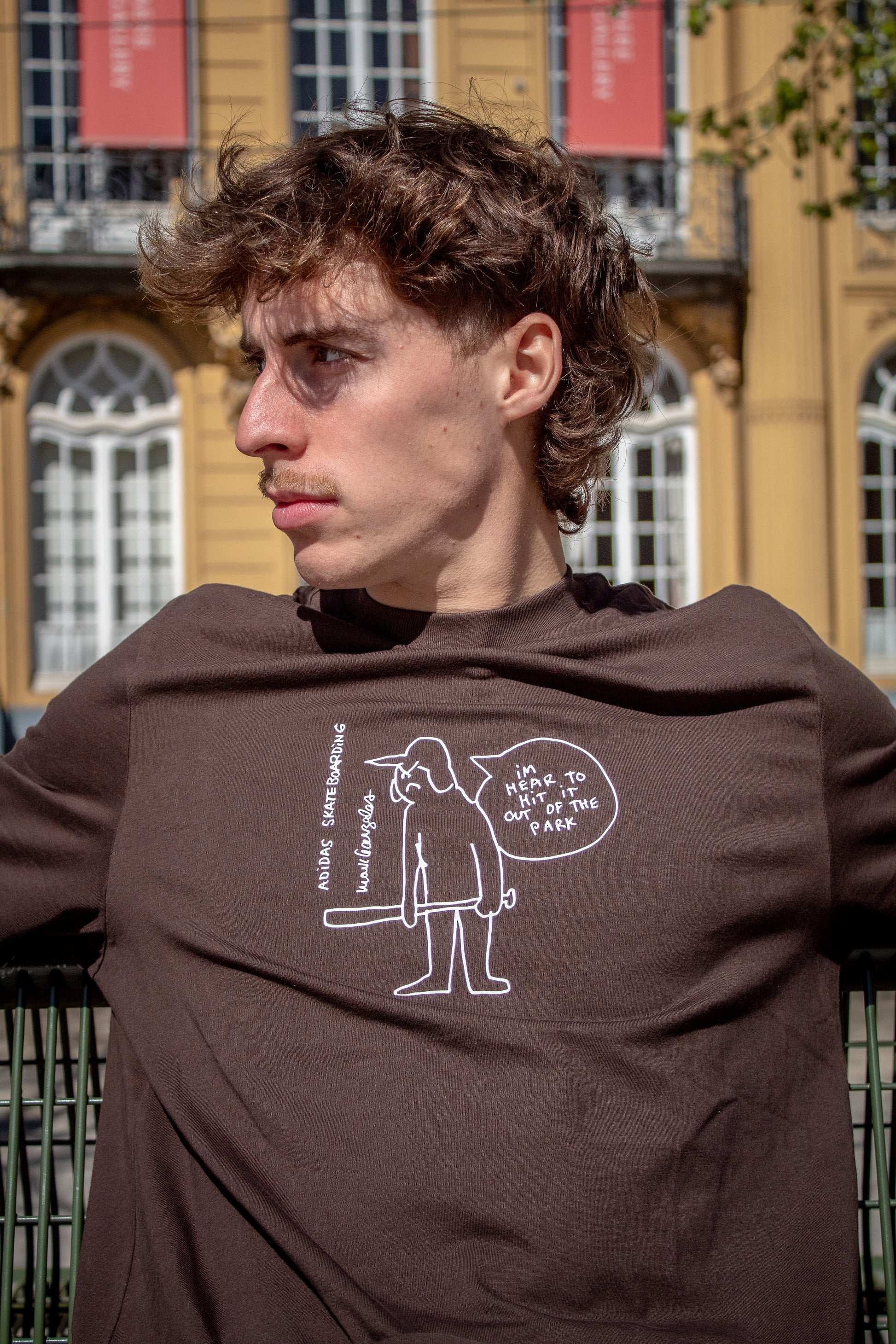Adidas Shmoo G Tee 3 Dark Brown/White