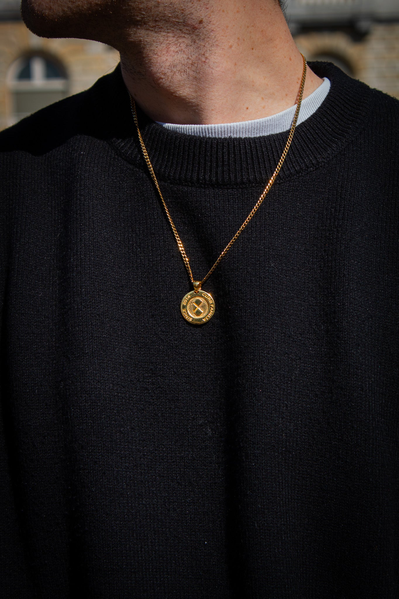 Curb Classic Chain Gold