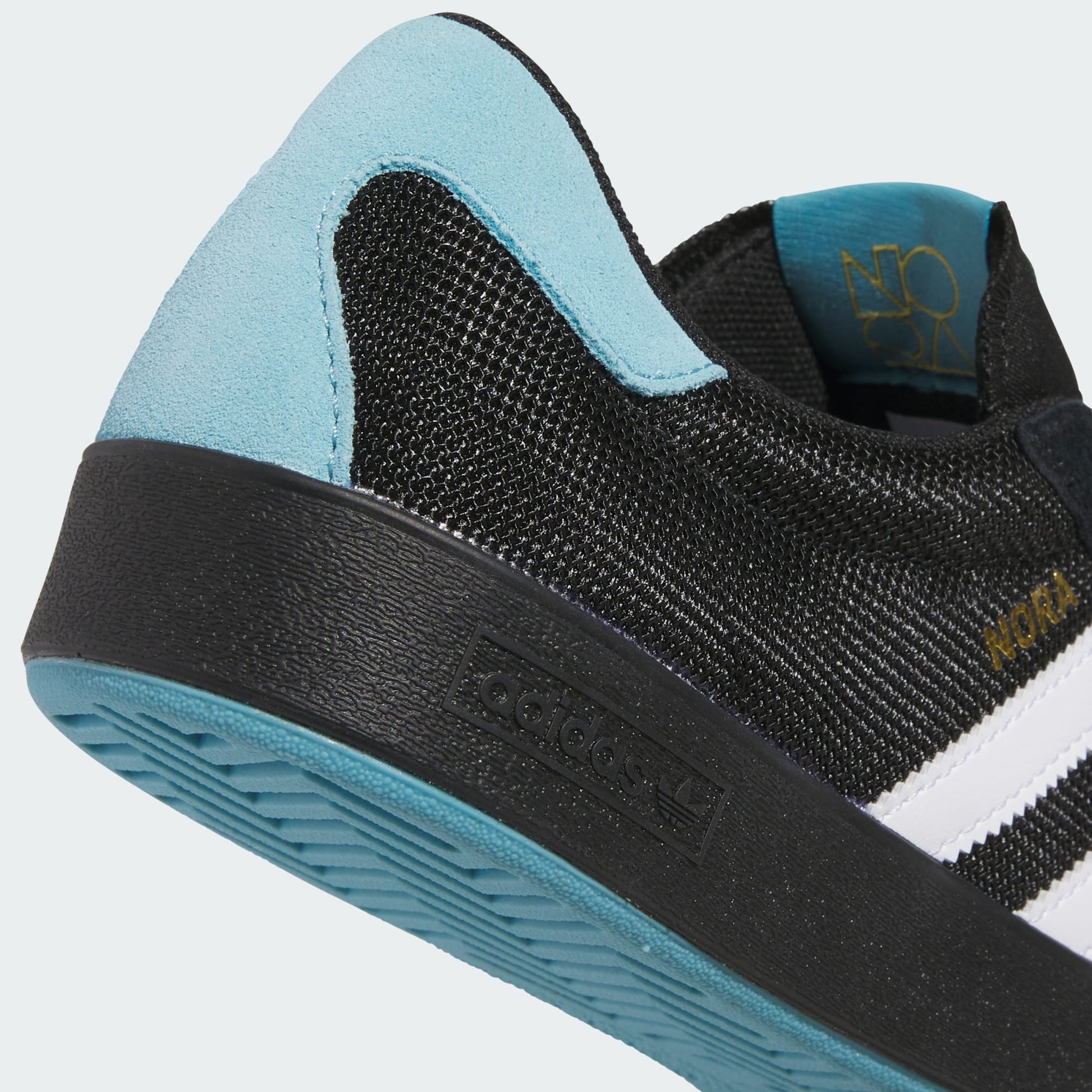 Adidas Nora Core Black / Cloud White / Gold Metallic