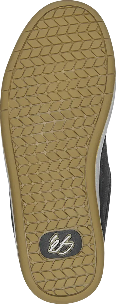 és Accel Black / White