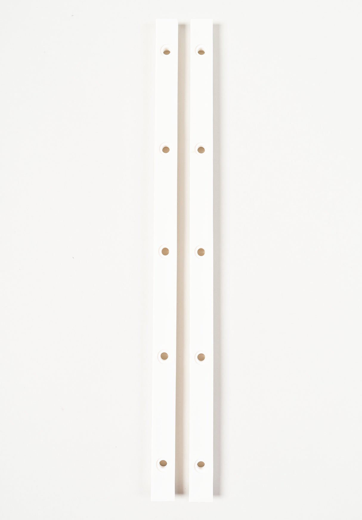 Santa Cruz Slimline Rails White