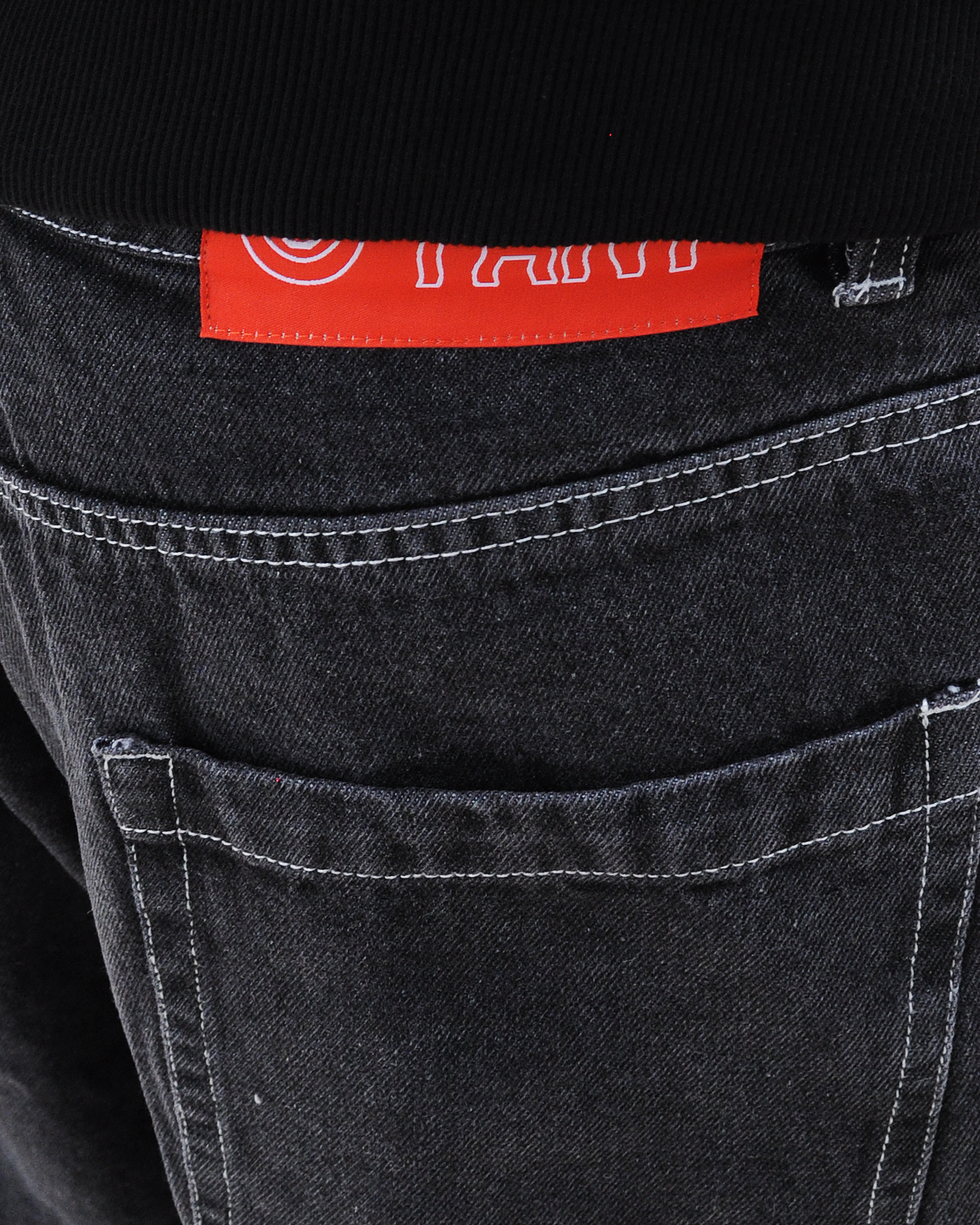 Curb G-Pant Washed Black