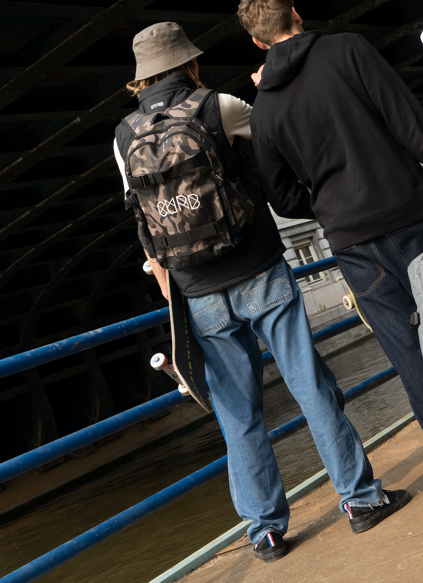 Curb Classic Backpack w Skatestraps Camo