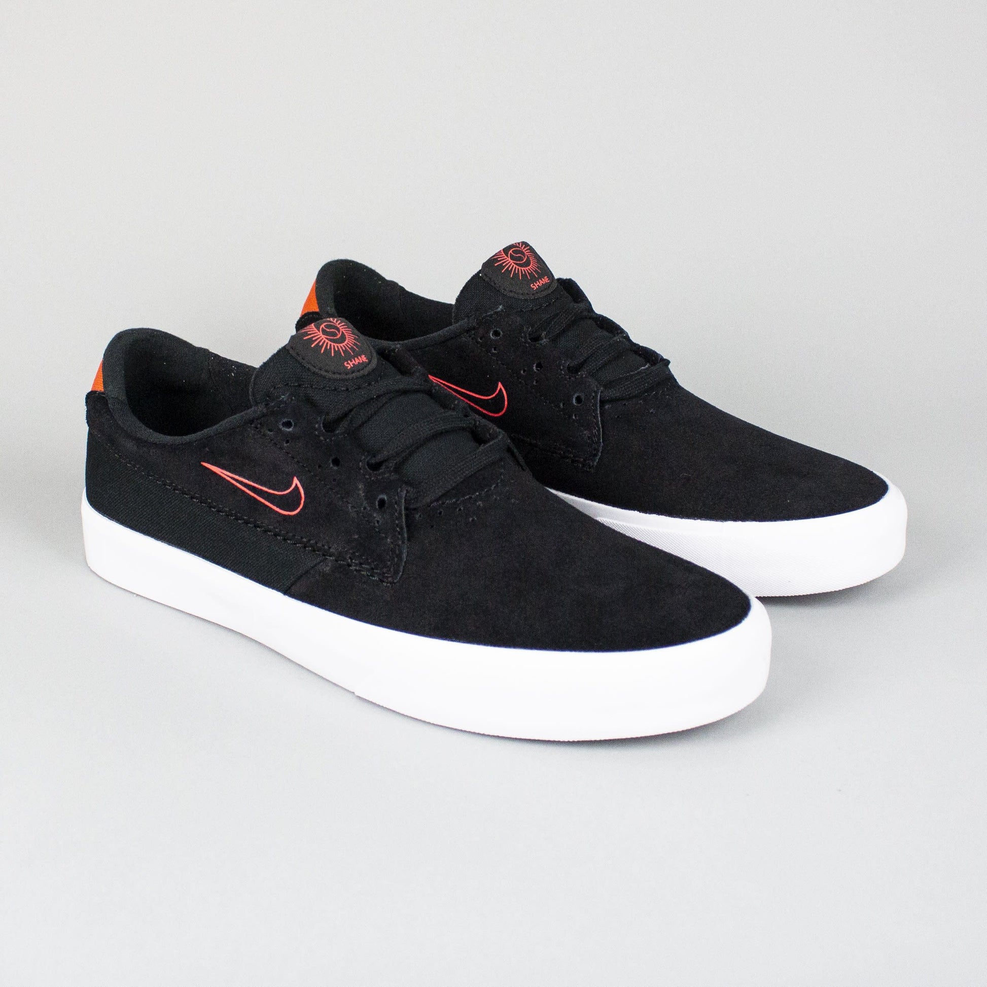 Nike SB Shane Black/Crimson