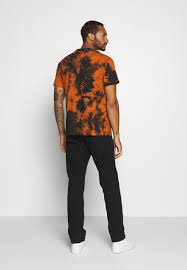Primitive Moebius Anxiety Man Tee Washed Burnt