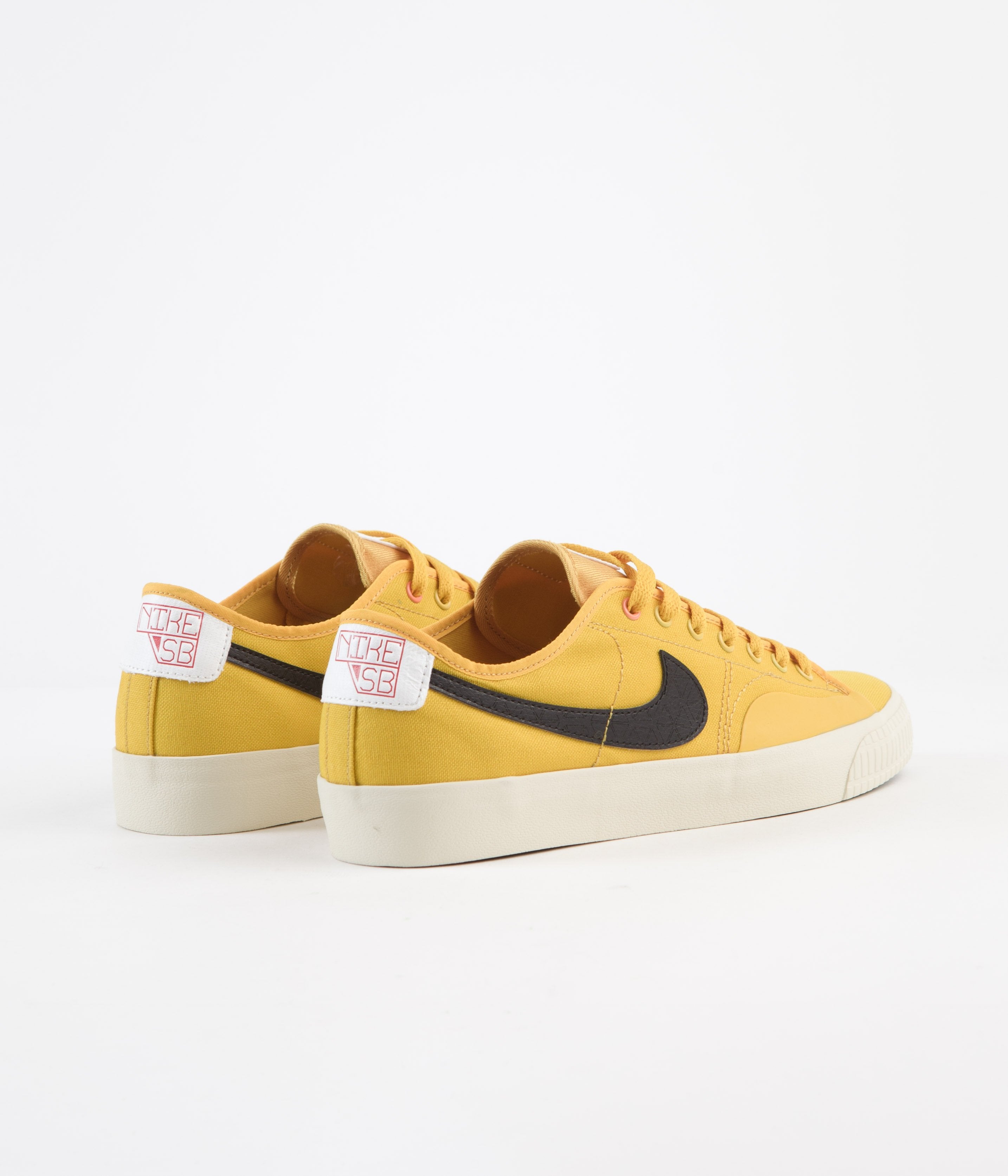 Nike SB - Blazer Court DVDL Dark Sulfur/Black-Beach-White